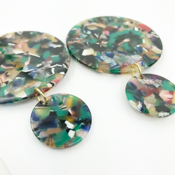 Circle Drop Earrings in Green - Picture 5 of 8